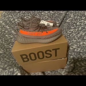 Yeezy Boost 350 V2